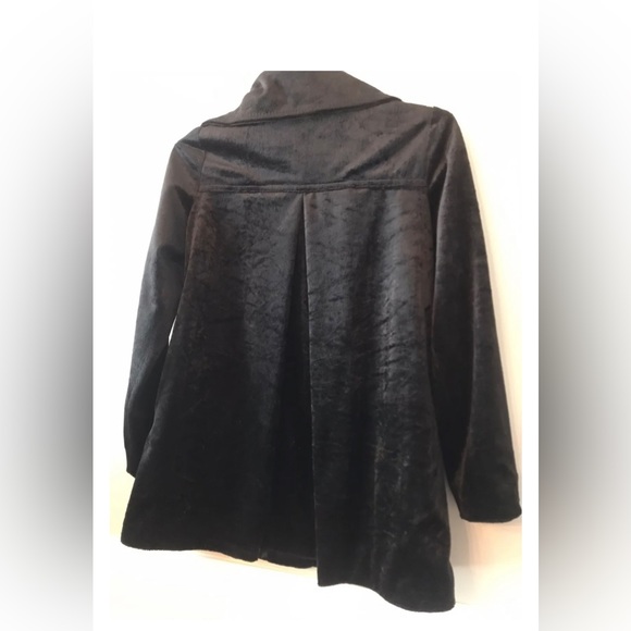 Karen Kane Velvet Jacket Size small with button down the front and 2 poc… - Picture 2 of 5